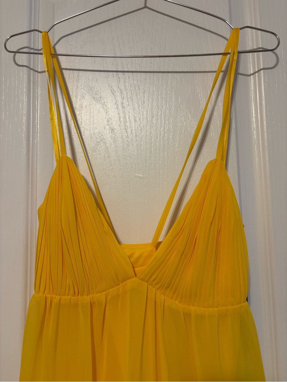 NWT Mac Duggal Bright Yellow Pleated Chiffon Mini Dress - Picture 2 of 6
